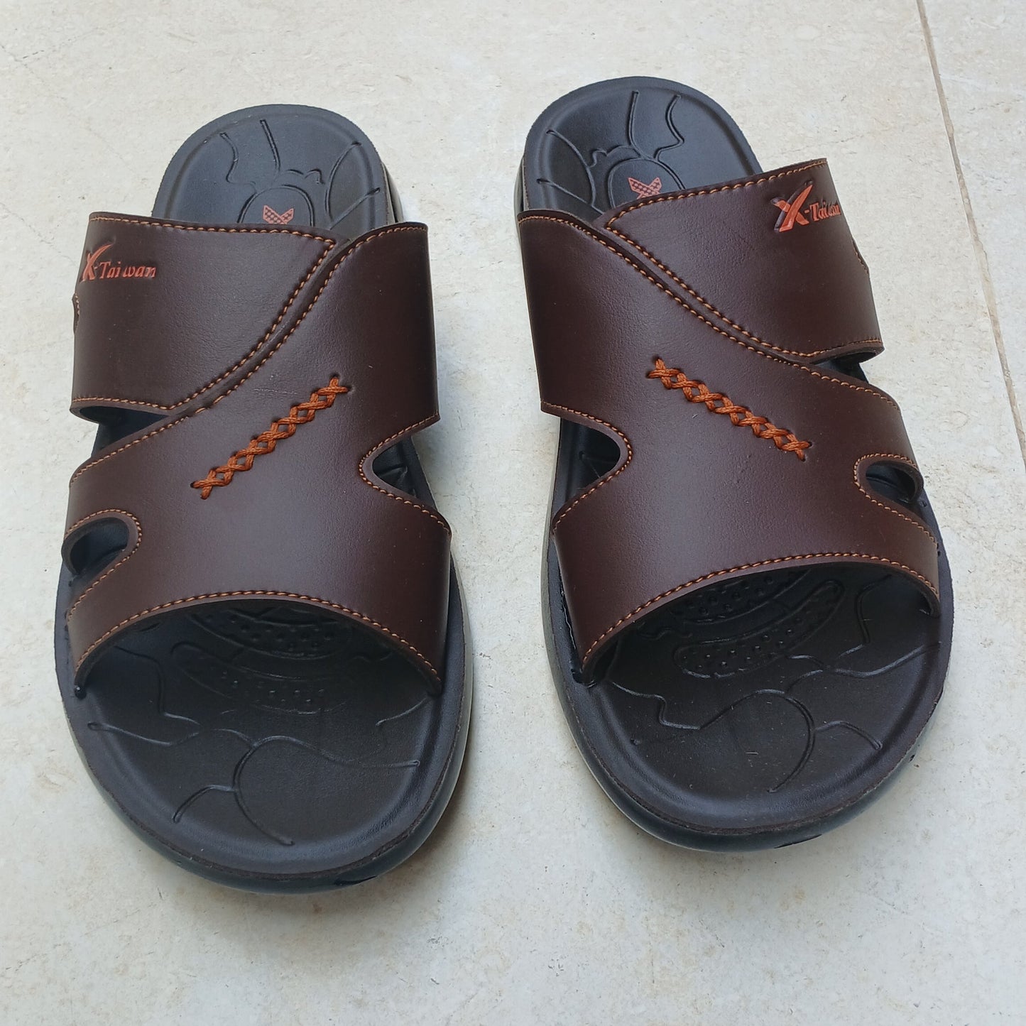 Men Trendy Slippers Comfort  - Brown - XT02