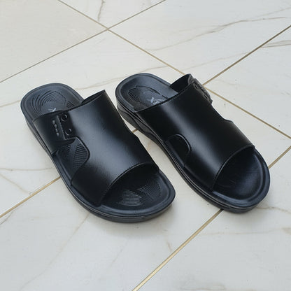 Men Classic Slippers Comfort  - Black - XT04
