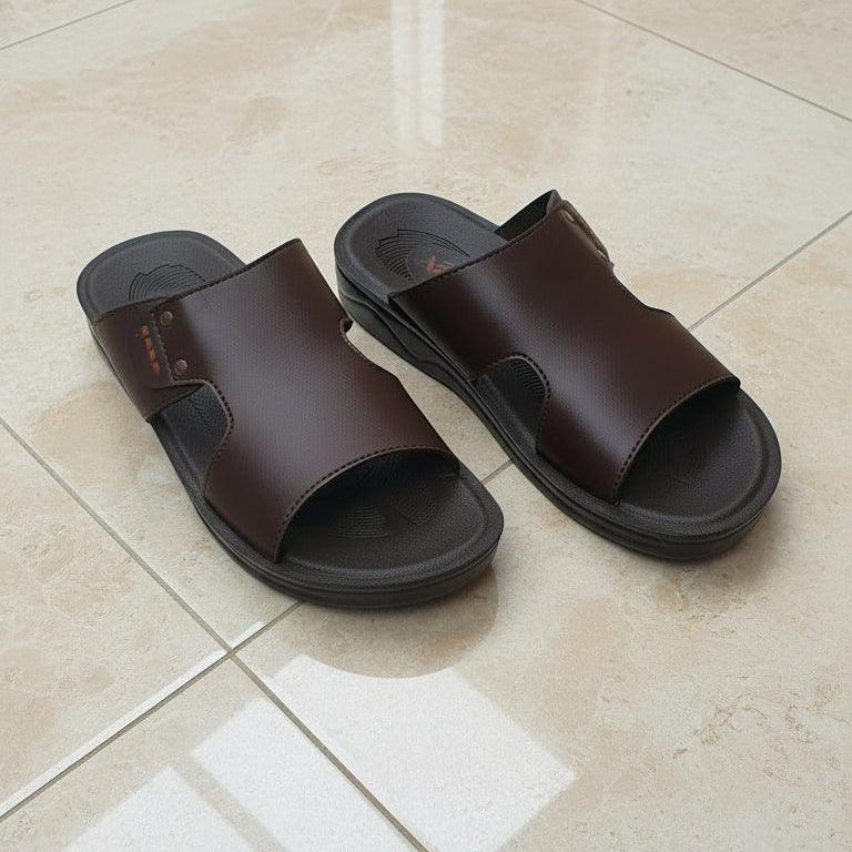 Men Classic Slippers Comfort  - Brown - XT04